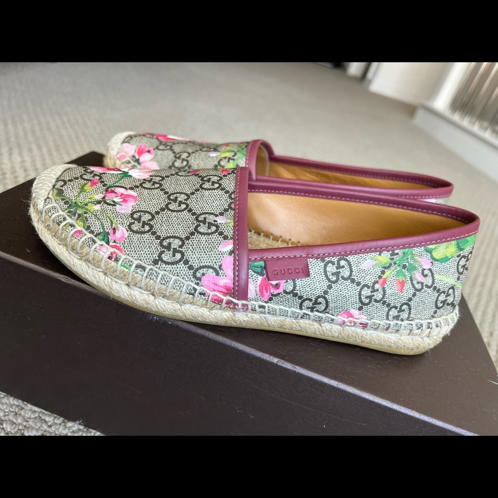 **SOLD** AUTHENTIC Gucci espadrille 36.5